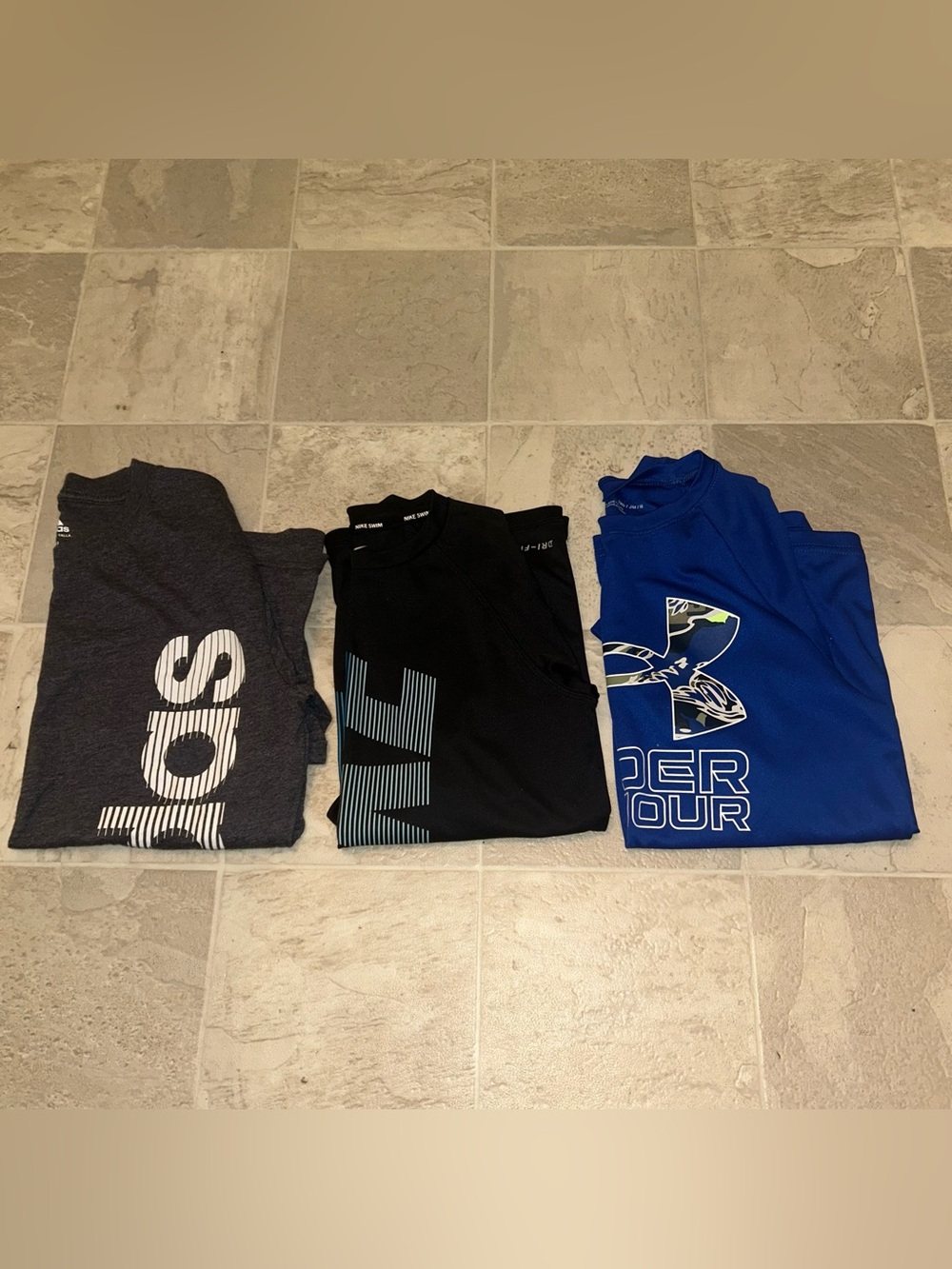Boys short sleeved shirts